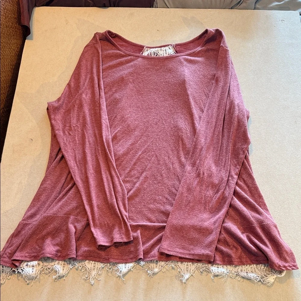 4XL Elegant Lace Back Women Top - Maroon
